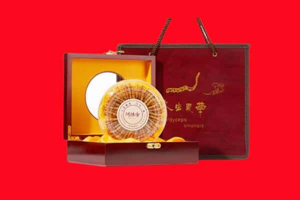 高价收购:伊犁州乌苏市上门回收冬虫夏草是按克吗